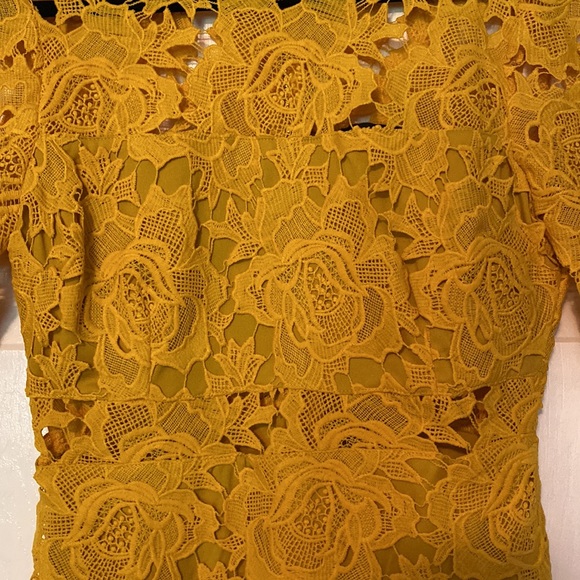 Lulus Lace Mini - Picture 2 of 7